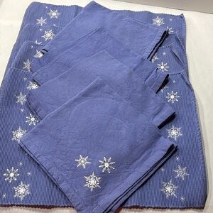 MAKE THE SEASON BRIGHT Blue Snowflake Table Linens placemats & napkins 8pc set